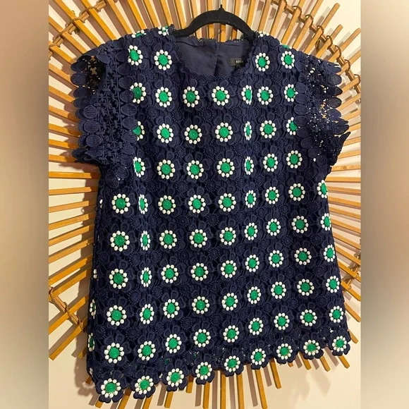 J. Crew Navy & Green Floral Crochet Lace Blouse Cap Sleeve Preppy Classic Sz M - Picture 1 of 10
